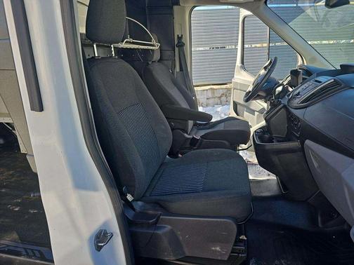 2018 Ford Transit-250 Base