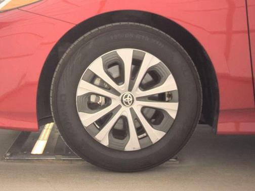 2022 Toyota Prius Prime XLE