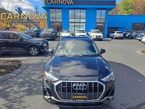 2022 Audi Q3 45 S line Premium