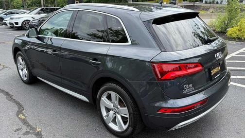 2018 Audi Q5 2.0T Premium Plus
