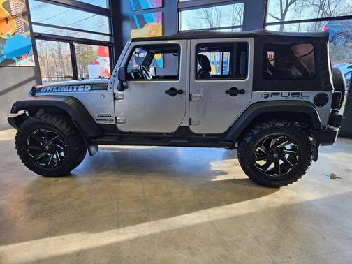 2013 Jeep Wrangler Unlimited Sport