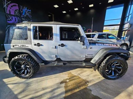 2013 Jeep Wrangler Unlimited Sport