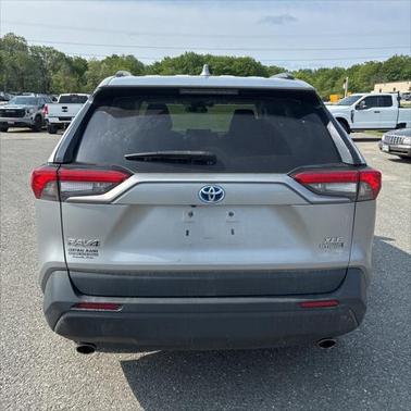 2020 Toyota RAV4 Hybrid XLE