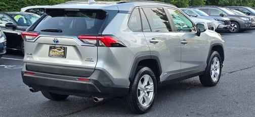 2020 Toyota RAV4 Hybrid XLE