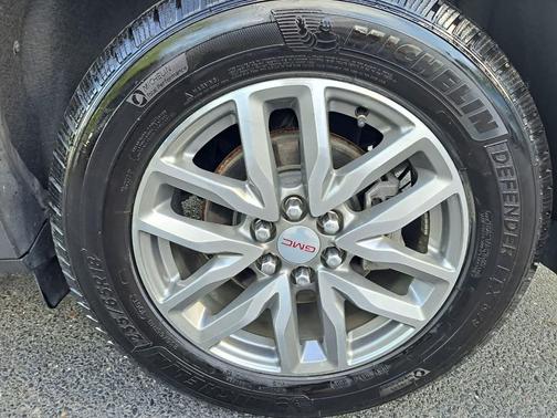2018 GMC Acadia SLE-2