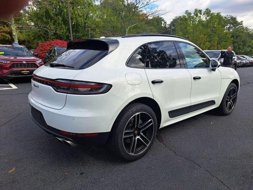 2021 Porsche Macan S