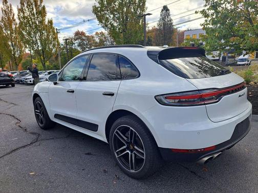 2021 Porsche Macan S