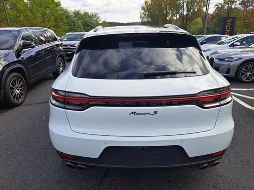 2021 Porsche Macan S