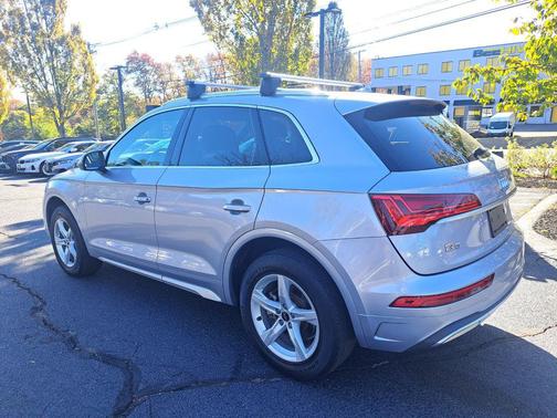 2022 Audi Q5 40 Premium
