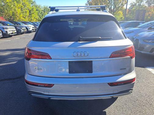 2022 Audi Q5 40 Premium