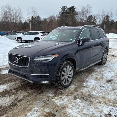 2016 Volvo XC90 T6 Momentum