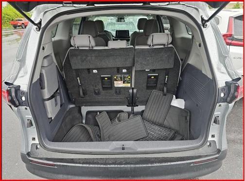 2021 Toyota Sienna LE