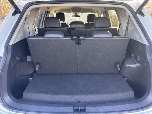 2024 Volkswagen Tiguan 2.0T Wolfsburg Edition