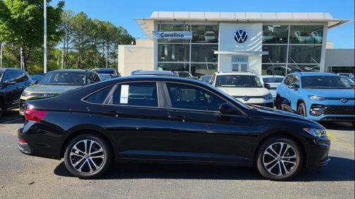 Deep Black Pearl 2026 Volkswagen Jetta 1.4T S