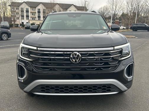 2026 Volkswagen Atlas Peak Edition