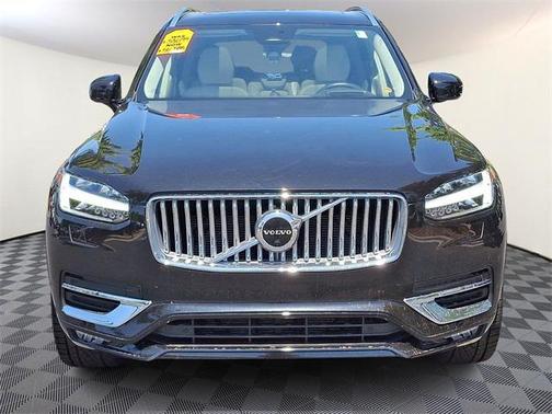 2023 Volvo XC90 B6 Ultimate 7-Seater