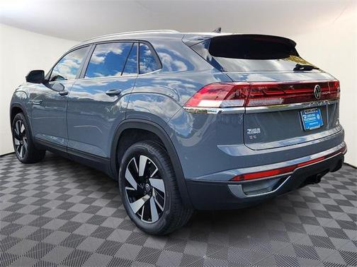 2026 Volkswagen Atlas Cross Sport 2.0T SE w/Technology 4MOTION