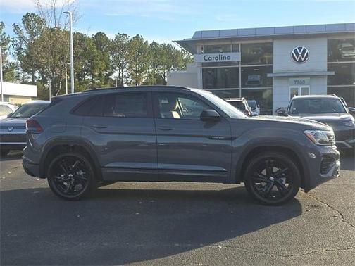 2026 Volkswagen Atlas Cross Sport 2.0T SEL