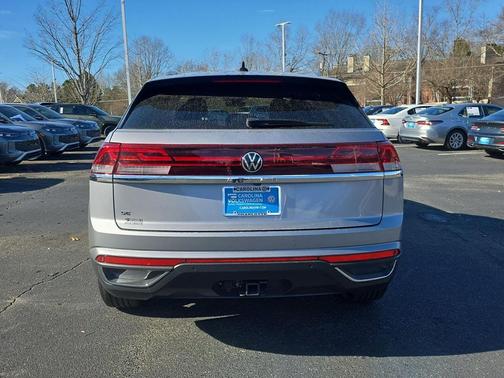 2024 Volkswagen Atlas Cross Sport 2.0T SE w/Technology
