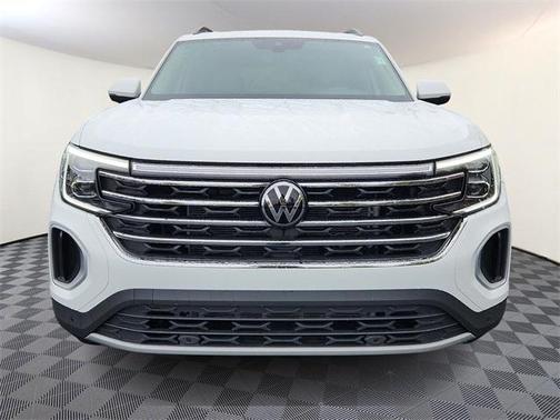 2025 Volkswagen Atlas 2.0T SE w/Technology 4MOTION