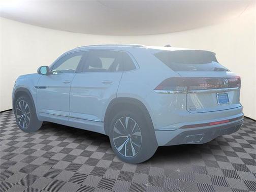 2026 Volkswagen Atlas Cross Sport 2.0T SEL Premium
