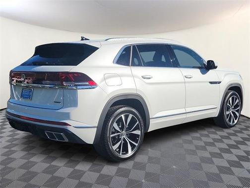 2026 Volkswagen Atlas Cross Sport 2.0T SEL Premium
