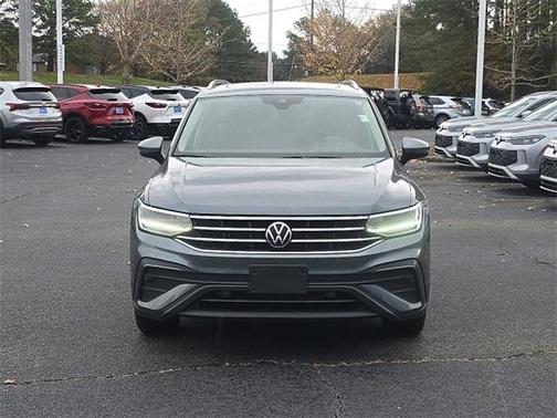2023 Volkswagen Tiguan 2.0T SE