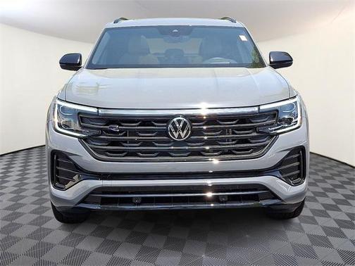 2025 Volkswagen Atlas Cross Sport 2.0T SEL