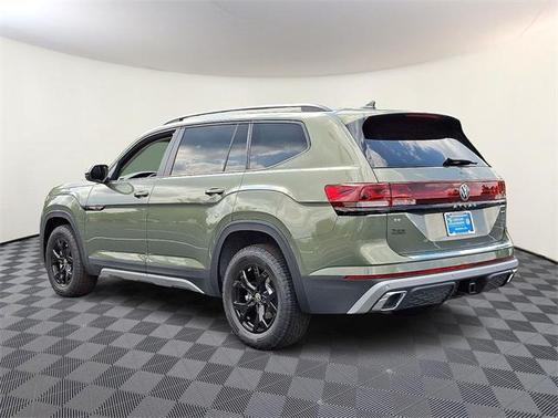 2025 Volkswagen Atlas 2.0T Peak Edition