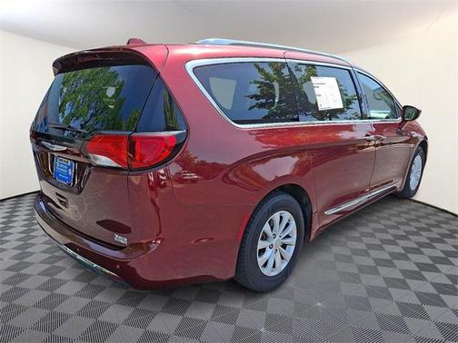 2019 Chrysler Pacifica Touring L