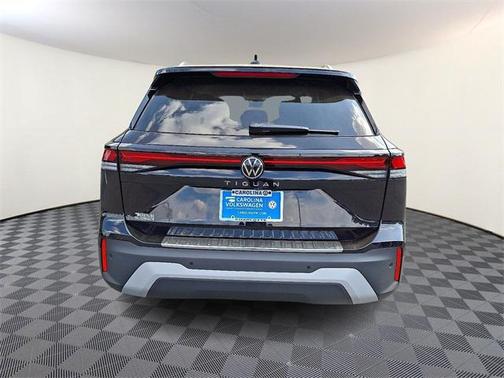 2025 Volkswagen Tiguan 2.0T S