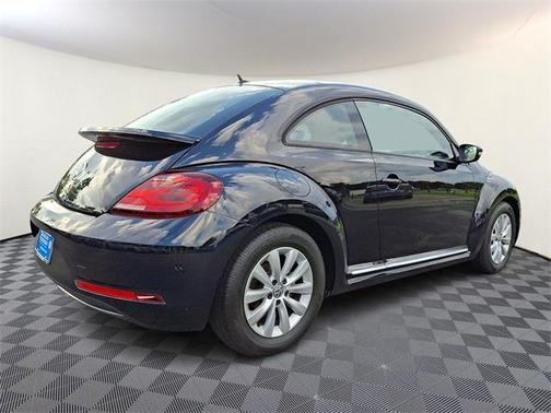 2019 Volkswagen Beetle 2.0T S