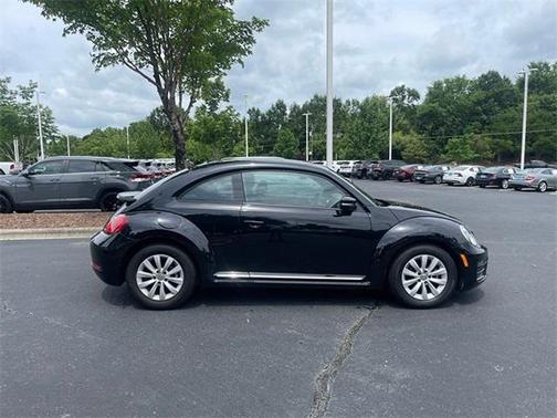 2019 Volkswagen Beetle 2.0T S