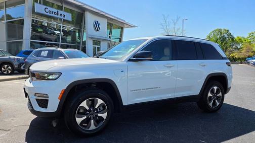 Bright White Clearcoat 2023 Jeep Grand Cherokee 4xe Base