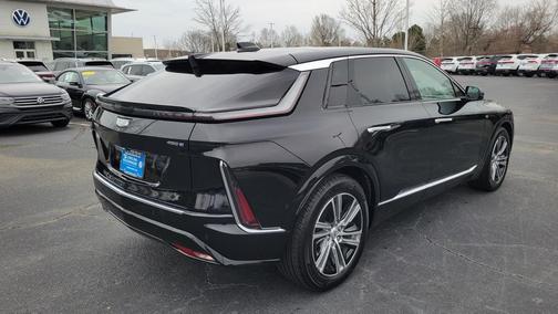2024 Cadillac LYRIQ Tech