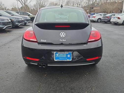 2019 Volkswagen Beetle 2.0T SE