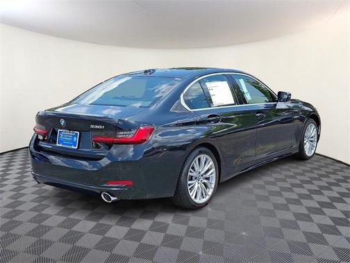 2024 BMW 330 i