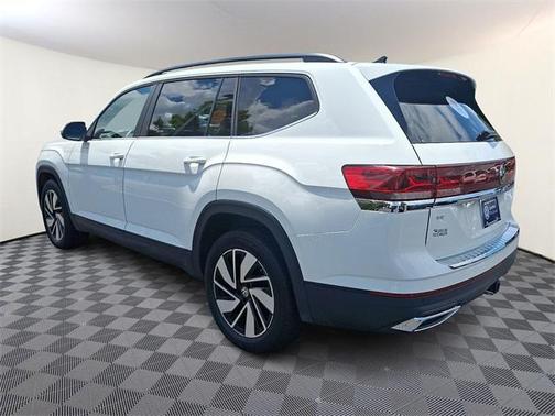 2024 Volkswagen Atlas 2.0T SE w/Technology 4MOTION