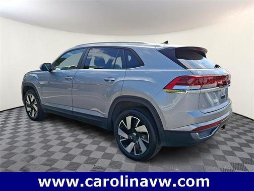 2024 Volkswagen Atlas Cross Sport 2.0T SE w/Technology 4MOTION