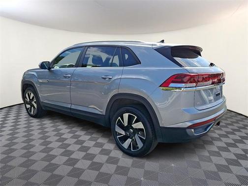 2024 Volkswagen Atlas Cross Sport 2.0T SE w/Technology 4MOTION