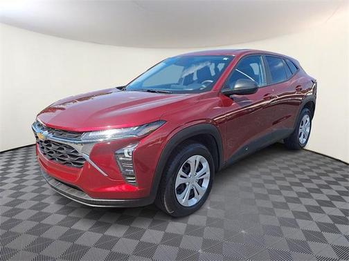 2025 Chevrolet Trax LS
