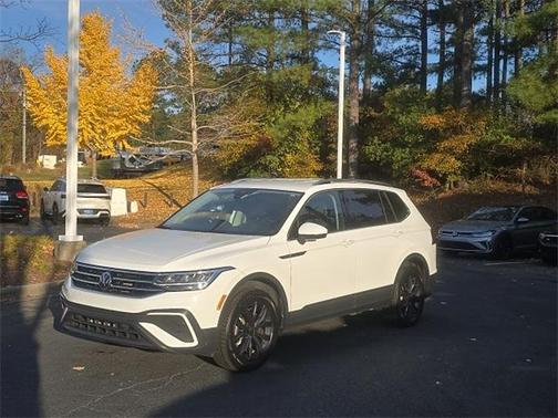 2024 Volkswagen Tiguan 2.0T SE