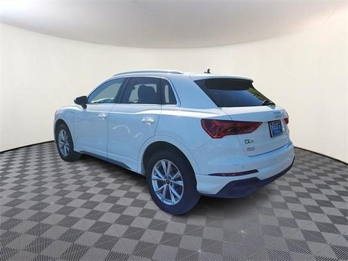 2024 Audi Q3 Premium 45 TFSI S line quattro Tiptronic