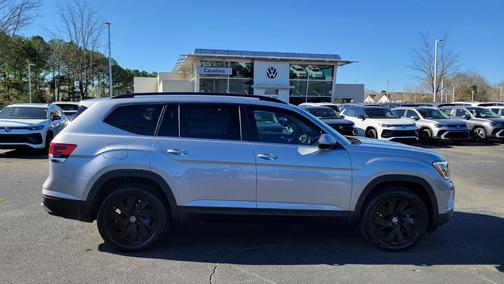 Silver Mist Metallic 2026 Volkswagen Atlas 2.0T SE w/Technology 4MOTION