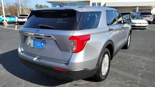 2022 Ford Explorer Base