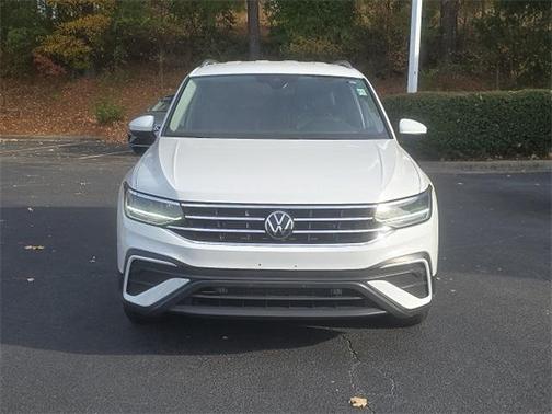 2024 Volkswagen Tiguan 2.0T SE