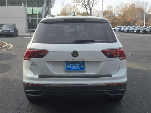 2024 Volkswagen Tiguan 2.0T SE