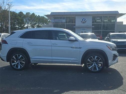 2026 Volkswagen Atlas Cross Sport 2.0T SEL Premium