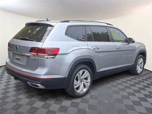 2022 Volkswagen Atlas 3.6L SE w/Technology