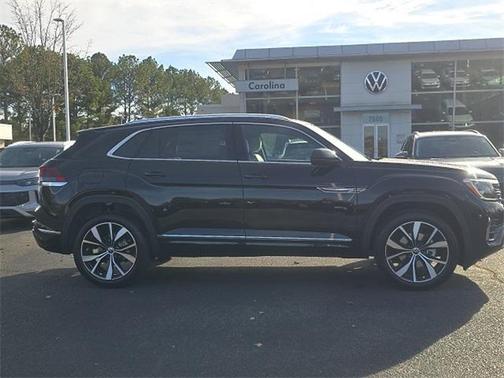 2026 Volkswagen Atlas Cross Sport 2.0T SEL Premium